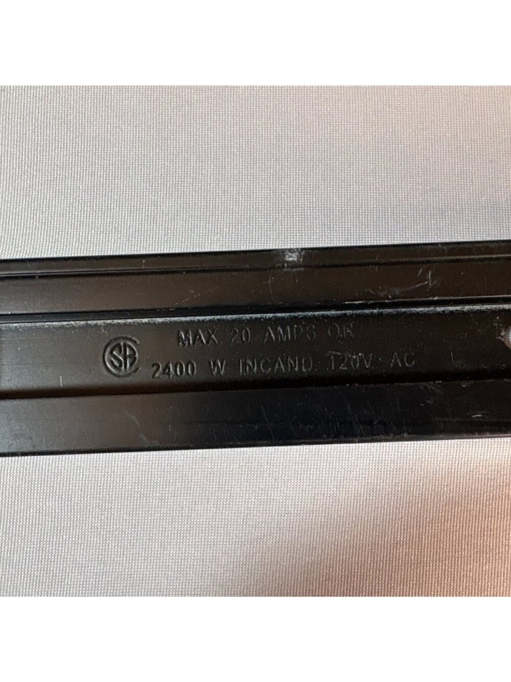 HALO Lazer Track Lighting Rail LZR102MB For 120V AC Max 20 Amps 2 Ft Black Track - Picture 8 of 13